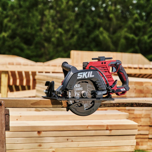 SKIL CR5429B-20 2x20V Brushless 7-1/4'' SKIL Rear Handle Circular Saw Kit
