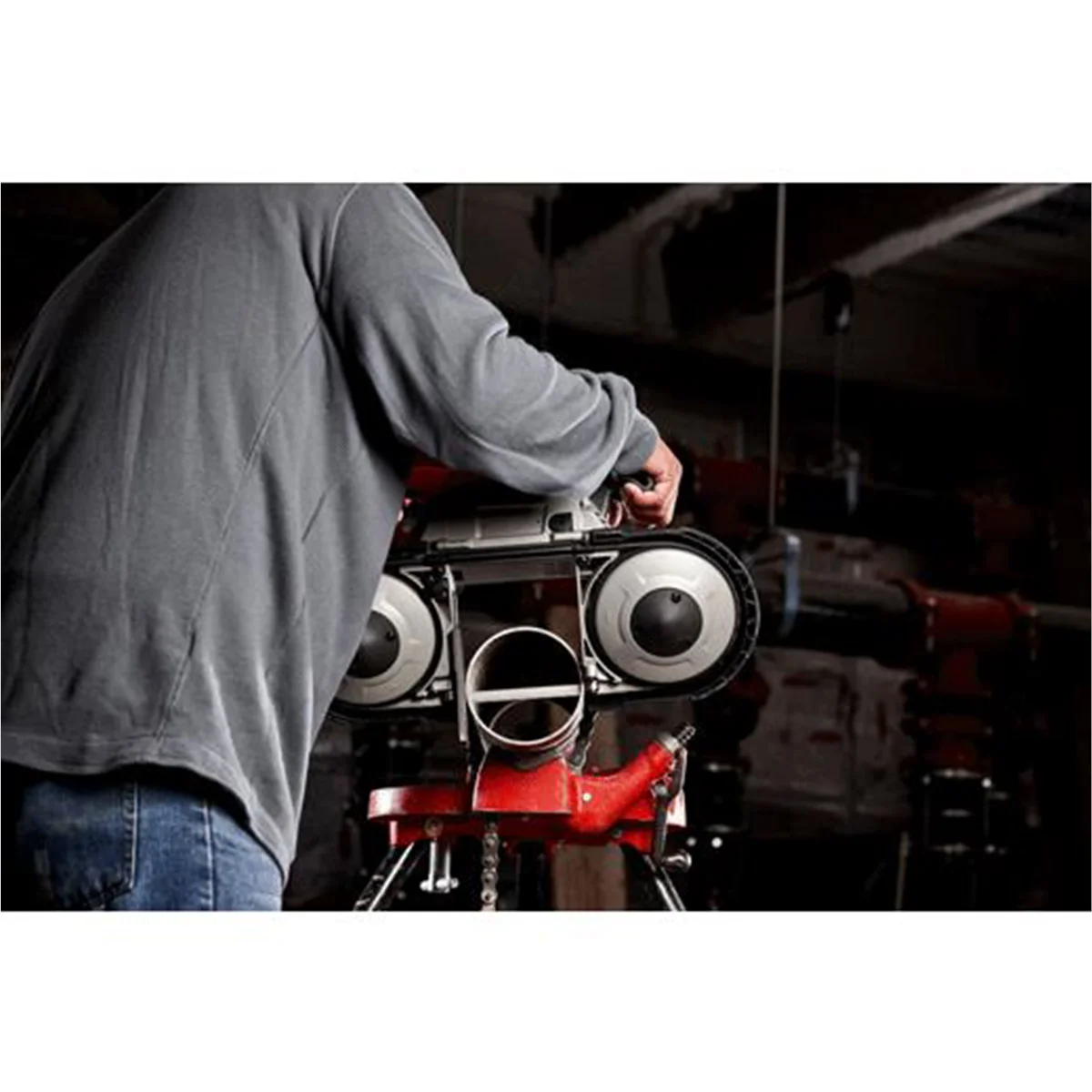 Milwaukee 6232-21 Deep Cut Variable Speed Band Saw Kit