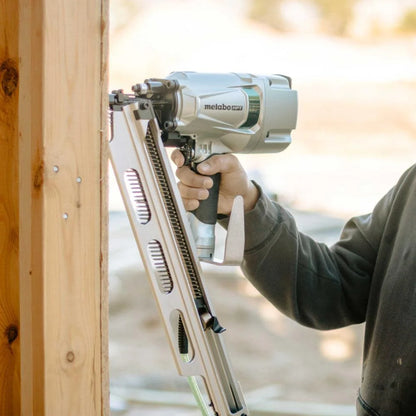 Metabo HPT Framing Nailer | High Grade Aluminum Magazine | Tool-less Depth Adjustment | Pneumatic | Framing Nails 2-Inch to 3-1/4-Inch | Rafter Hook | NR83A5(Y)