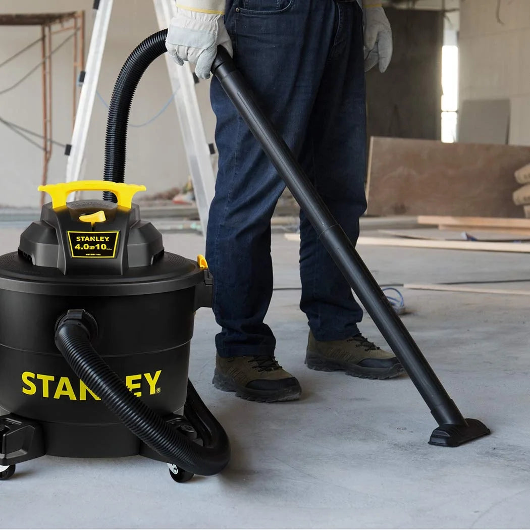 Stanley 10 Gallon 4HP Portable Poly Wet/Dry Vacuum SL18191P