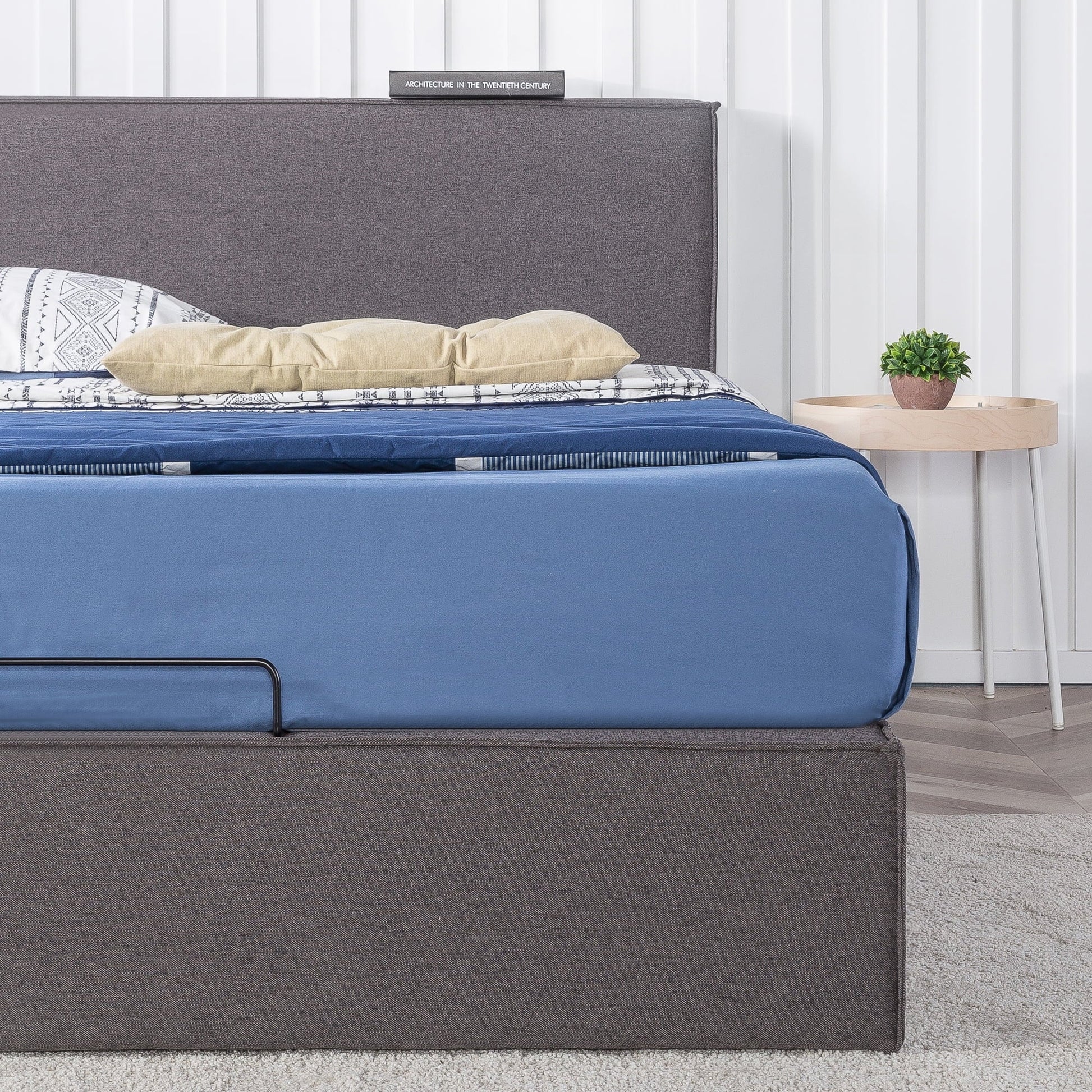 Zinus Finley 34" Upholstered Platform Bed with Lifting Storage, Full