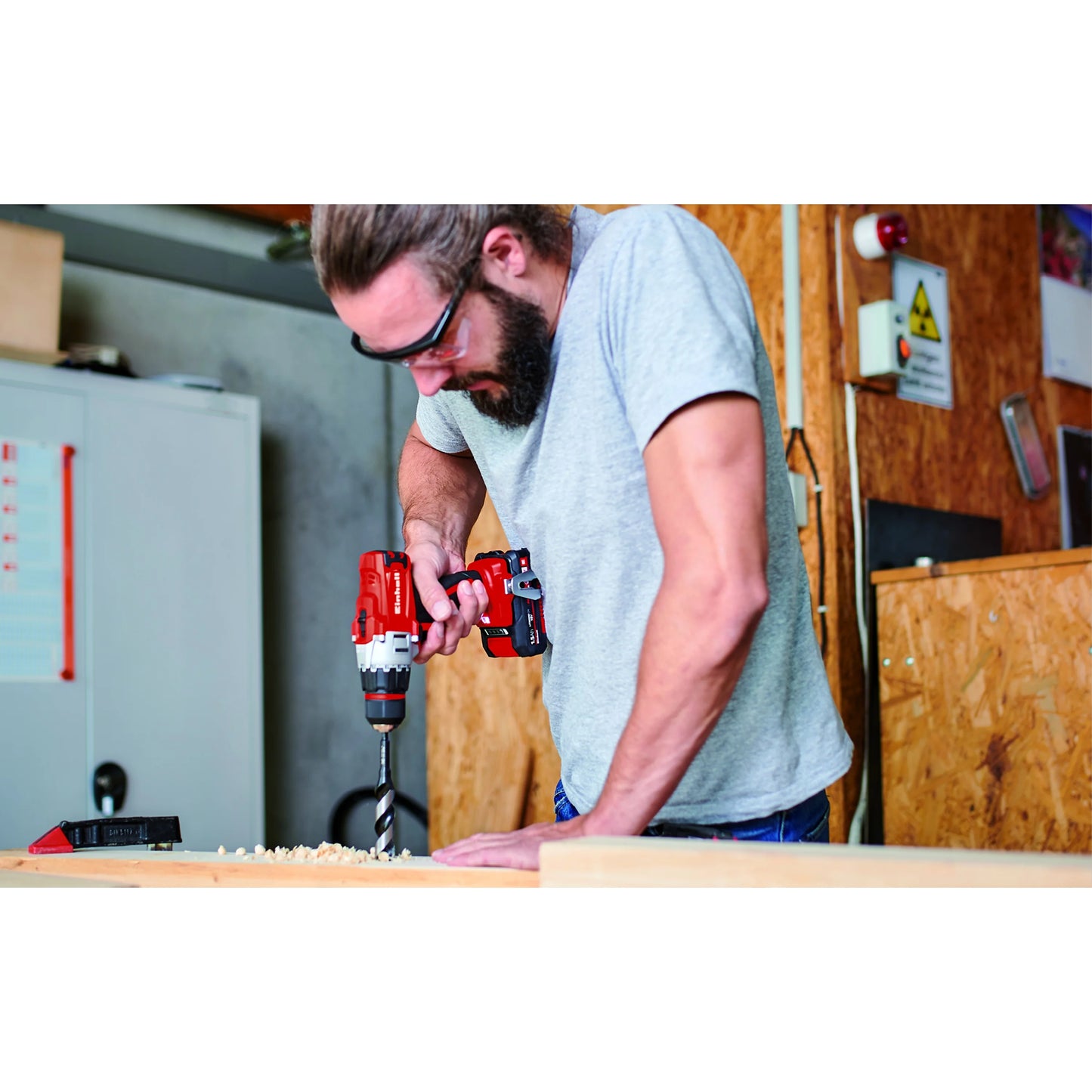 Einhell TE-CD 18/2 Li 18-Volt Power X-Change Cordless Drill Workshop Power Tool Kit, 3/8-Inch, W/1.5-Ah Battery