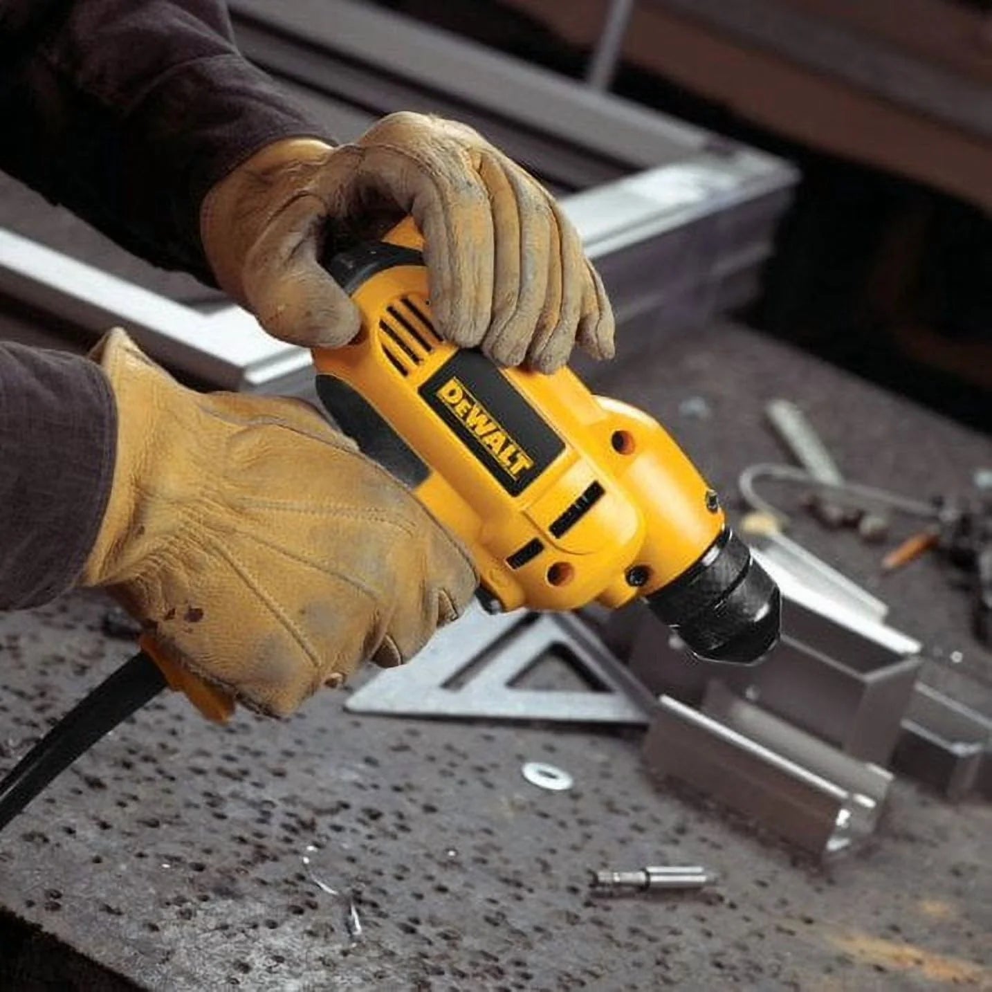 DeWalt DWD115K 3/8" VSR Mid-Handle Drill Kit with Keyless Chuck
