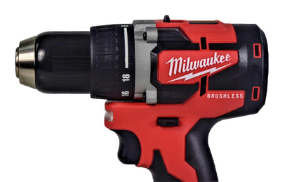 Milwaukee M18 18V Li-Ion Compact Brushless Cordless 1/2 in. Drill/Driver Kit