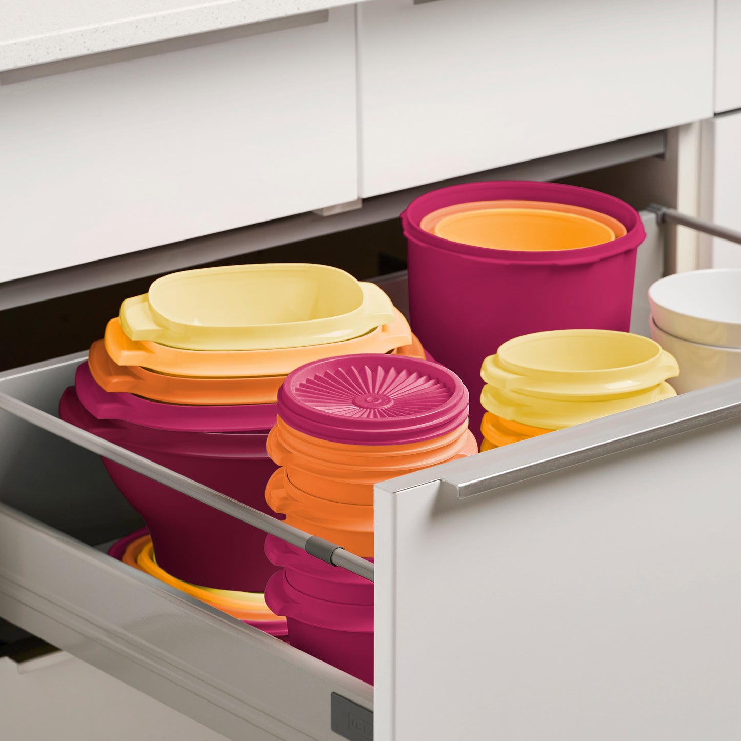 Tupperware Heritage Collection 32-piece Food Storage Container Set