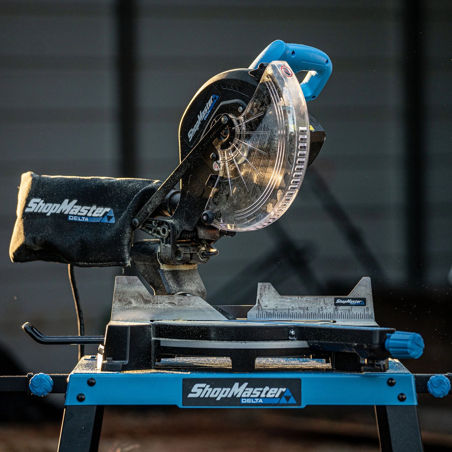 Delta ShopMaster 10 inch Sliding Miter Saw