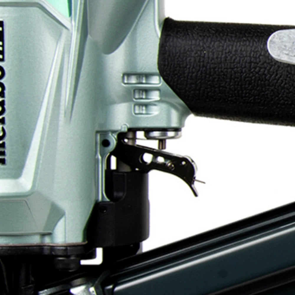 Metabo HPT Framing Nailer, Pneumatic, 2-Inch up to 3-1/4-Inch Plastic Collated Full Head Framing Nails, 21 Degree Magazine, 5-Year Warranty (NR83A5S)