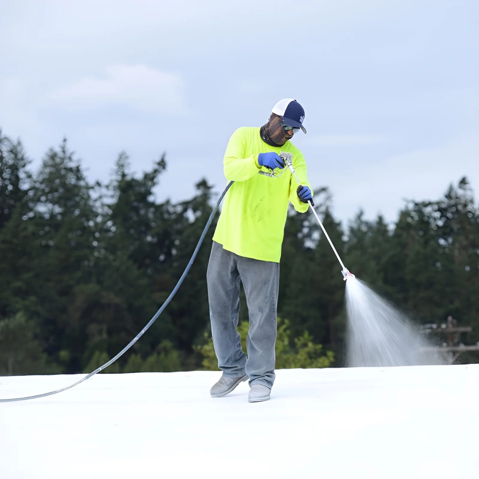 Ames Maximum-Stretch, White Elastomeric Roof Coating, 5 Gal