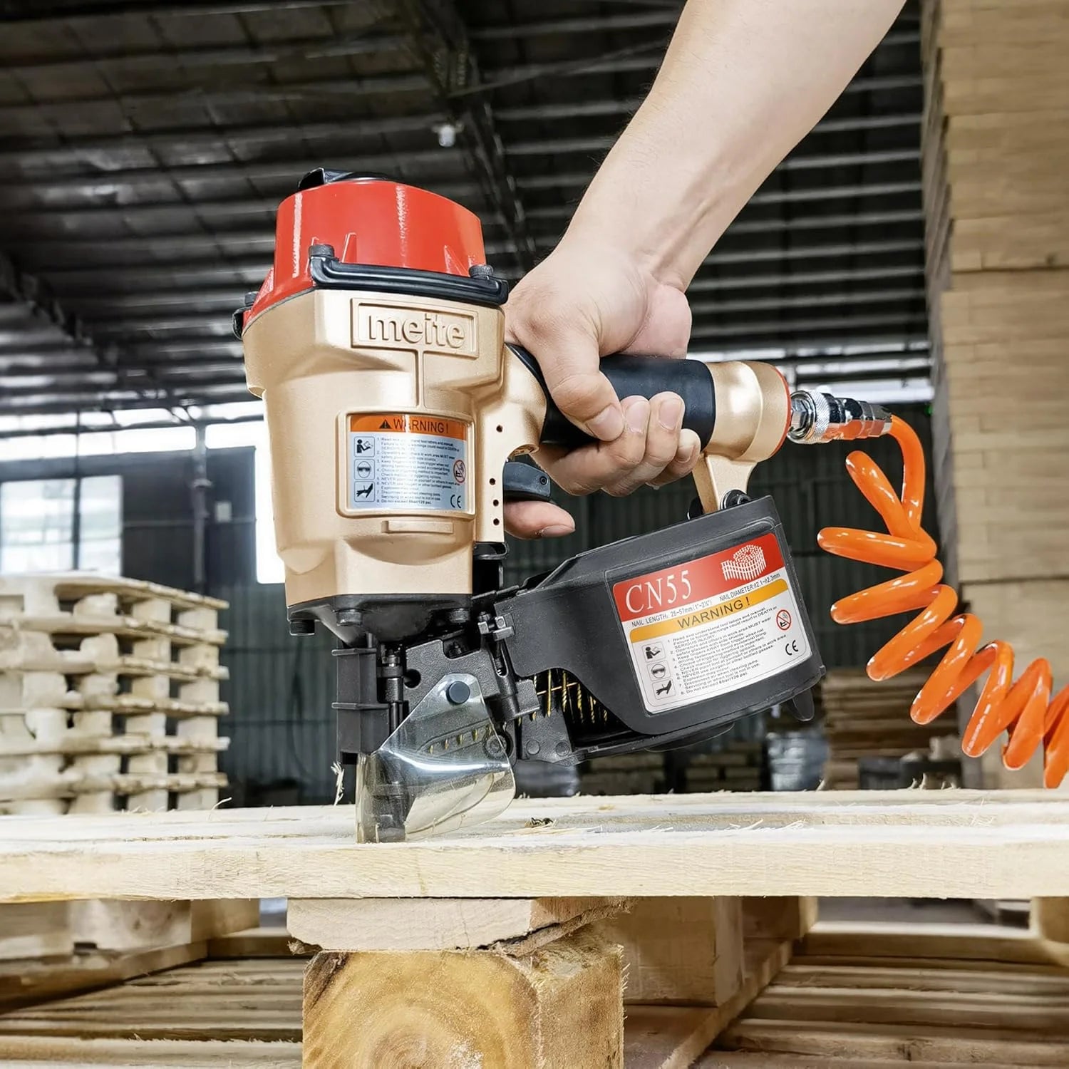 MEITE CN55 Pneumatic Coil Siding Nailer 15 Degree 1" to 2-1/4" Length Coil Nail Gun