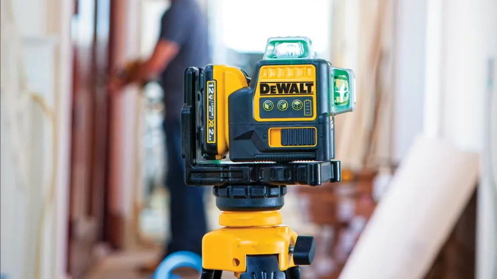DeWalt DW089LG 12V Max Laser Level, 3-Way 360 Green Degrees Professional Architectural Laser, Rotary and Linear Laser Levelsfor Laser for Home Renovation Layout or Architectural Design