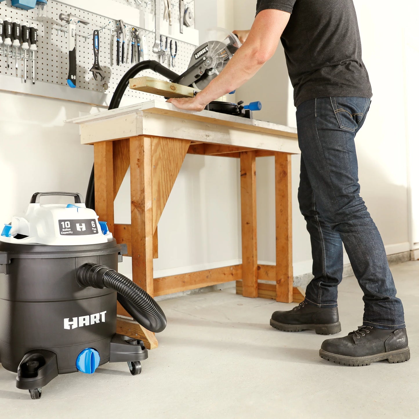 HART 10 Gallon 6 Peak HP Poly Wet/Dry Vacuum, VOC1012PF 3702