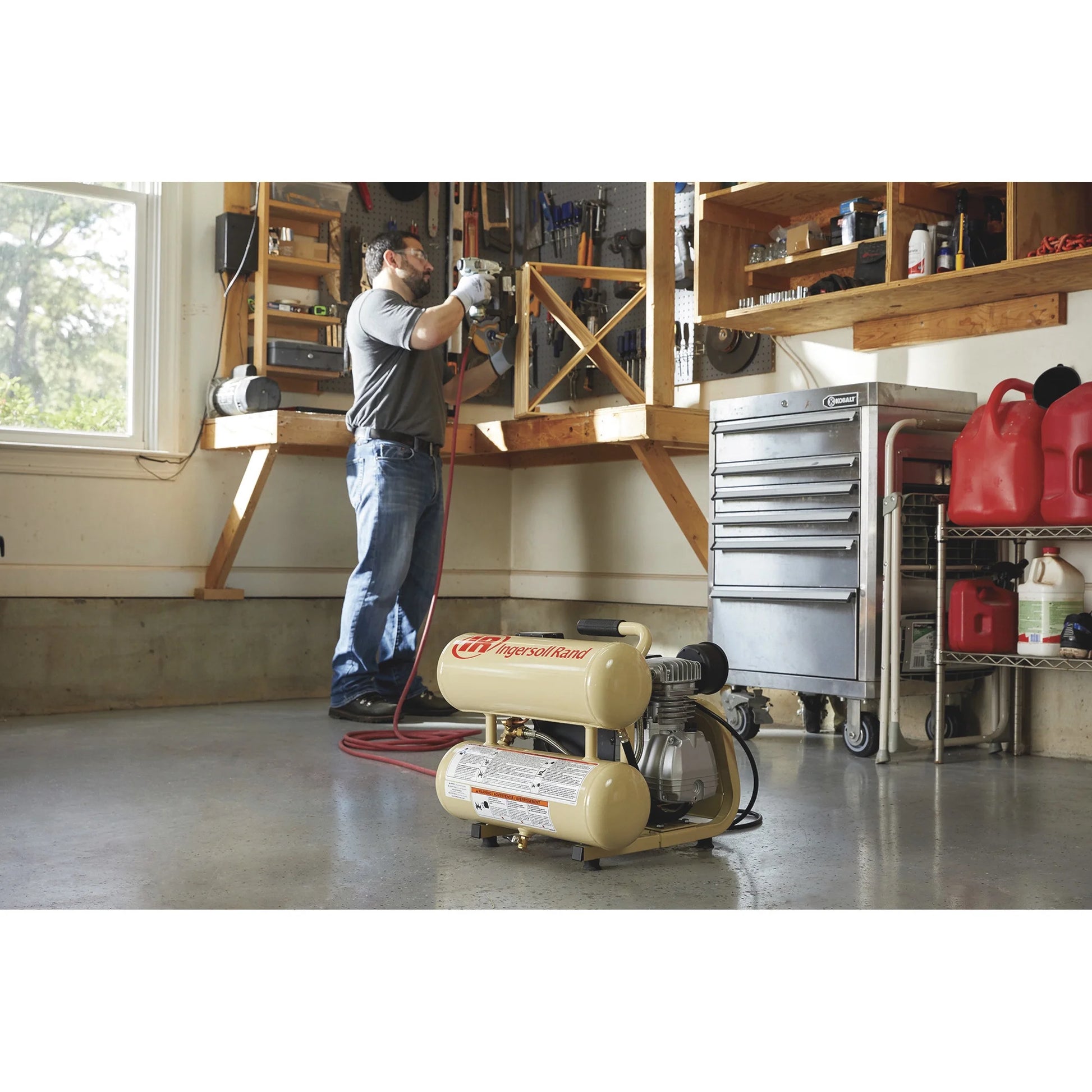 Ingersoll Rand Twin-Stack Portable Electric Air Compressor, 2 HP, 4-Gallon, 4.3 CFM, Model# P1IU-A9