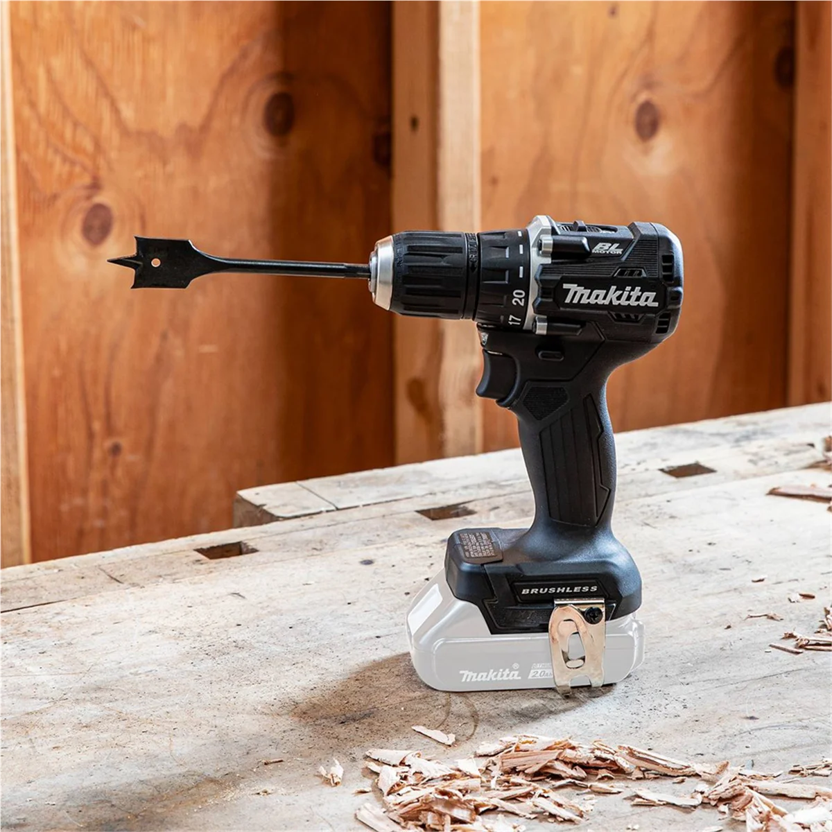 Makita XFD15ZB 18V, Cordless.5 in. Drill Driver, 350 in-lbs 1700 RPM