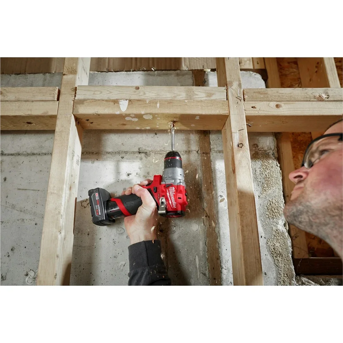 Milwaukee 3404-22 M12 FUEL 1/2" Hammer Drill Kit with Brushless Motor