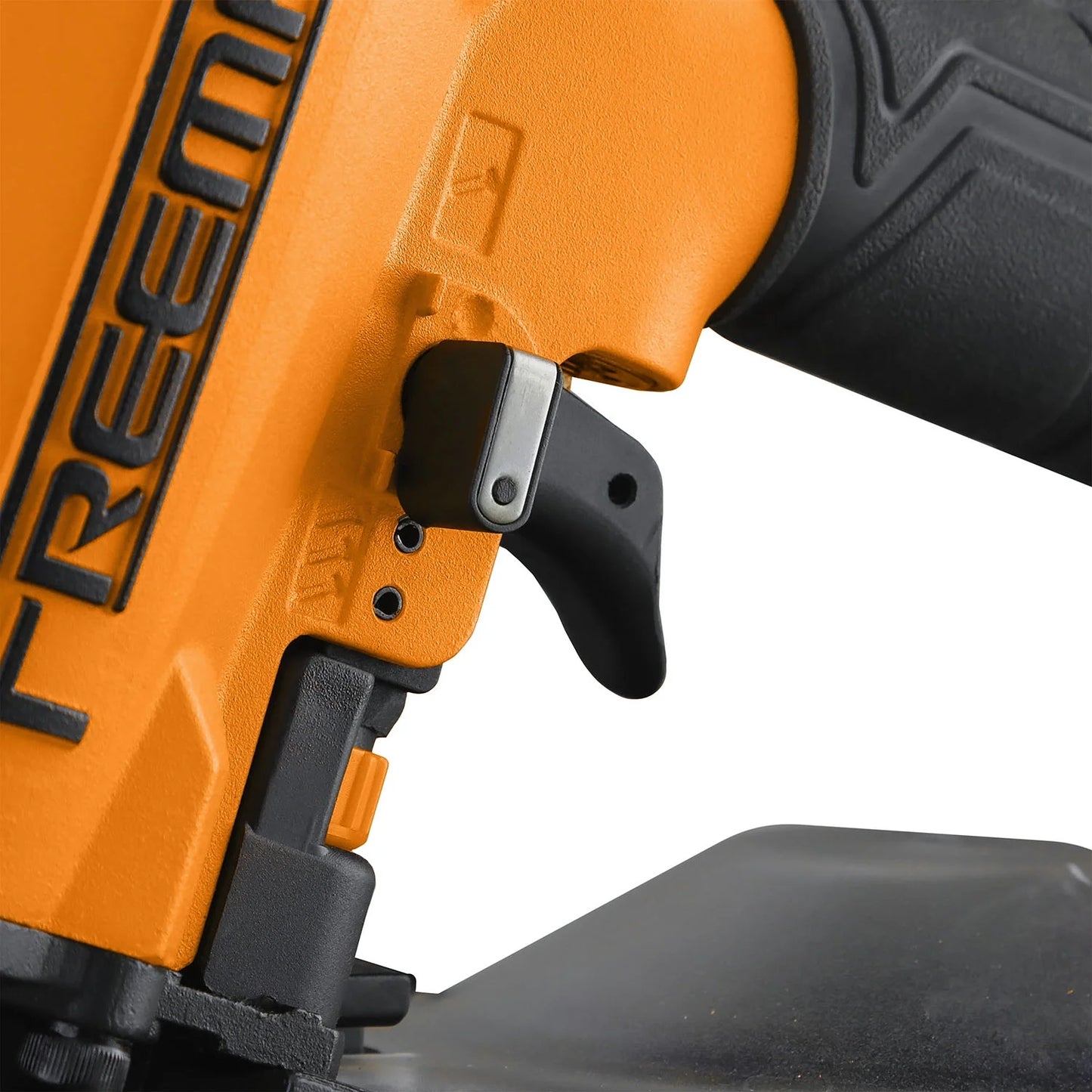 Freeman G2CN45 2nd Generation Pneumatic 15 Degree 1-3/4" Coil Roofing Nailer with 1/4" NPT Air Connector