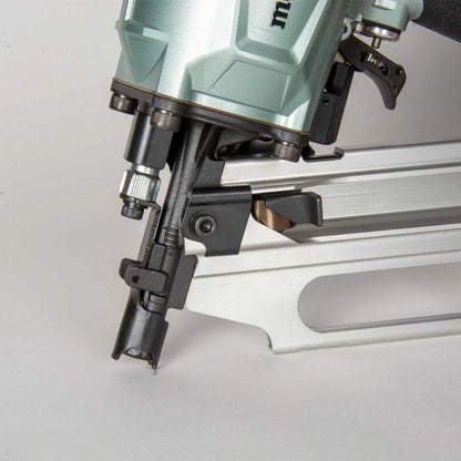 Metabo HPT Framing Nailer | High Grade Aluminum Magazine | Tool-less Depth Adjustment | Pneumatic | Framing Nails 2-Inch to 3-1/4-Inch | Rafter Hook | NR83A5(Y)