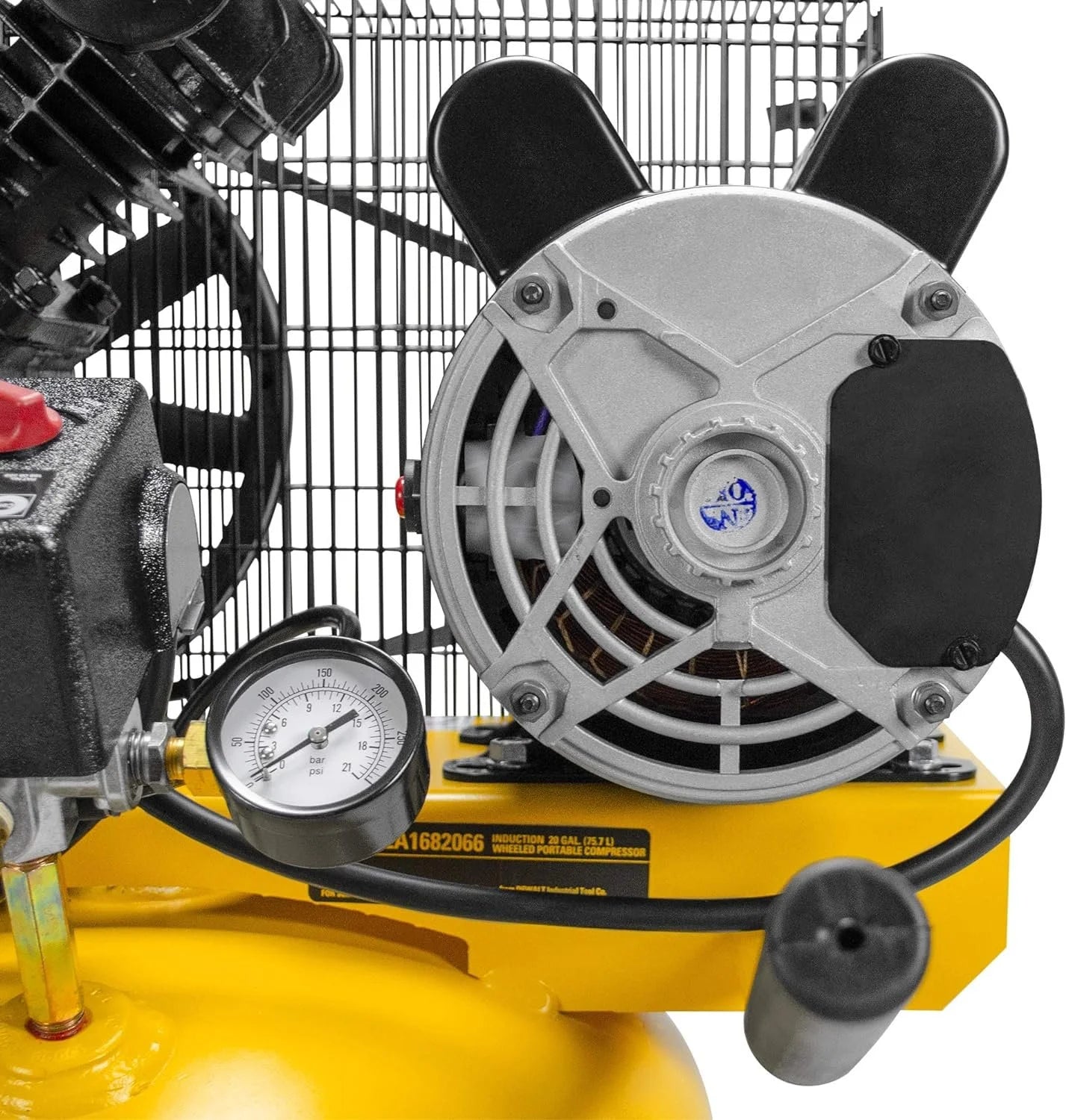 DEWALT DXCMLA1682066 1.6 HP 20-gallon Single Stage Oil-Lube Vertical Portable Air Compressor