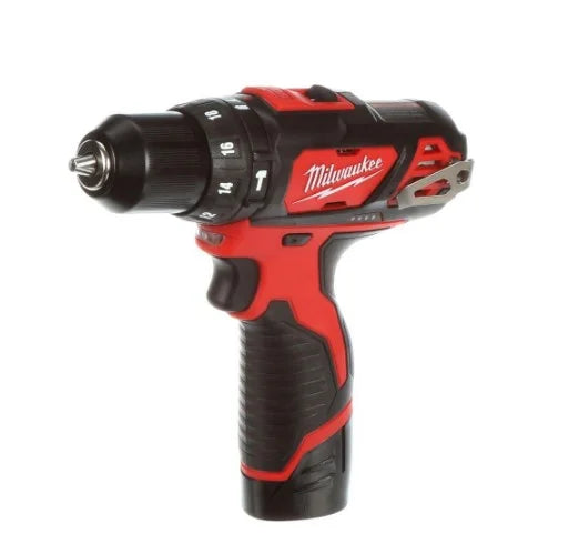 Milwaukee M18 18-Volt Lithium-Ion Brushless Cordless Compact Drill/Impact Combo Kit (2-Tool) W/(2) 2.0Ah Batteries, Charger & Bag