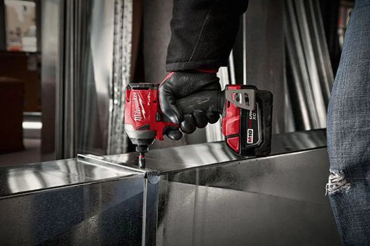 Milwaukee M18 Fuel 1/4" 18V Hex Impact Driver Kit 2853-22 with (2) 5Ah Batteries, Charger, & Carrying Case
