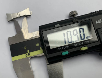 Mitutoyo 500-193-30 Advanced Onsite Sensor AOS Digital Caliper LCD Vernier Caliper Stainless Steel Measuring Tools 500 Series, 0" to 12"/0 to 300mm Measuring Range, 0.0005"/0.01mm Resolution, AOS