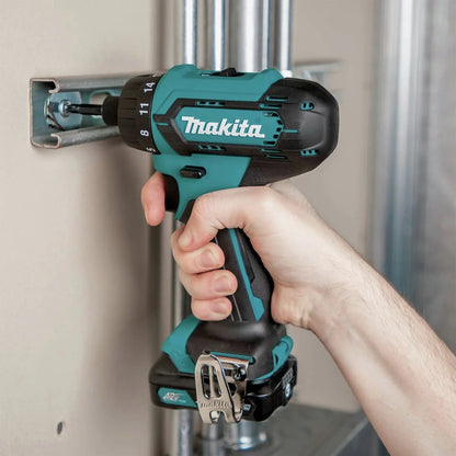 Makita FD10R1 12V max CXT Lithium-Ion Hex Brushless 1/4 in. Cordless Drill Driver Kit (2 Ah)